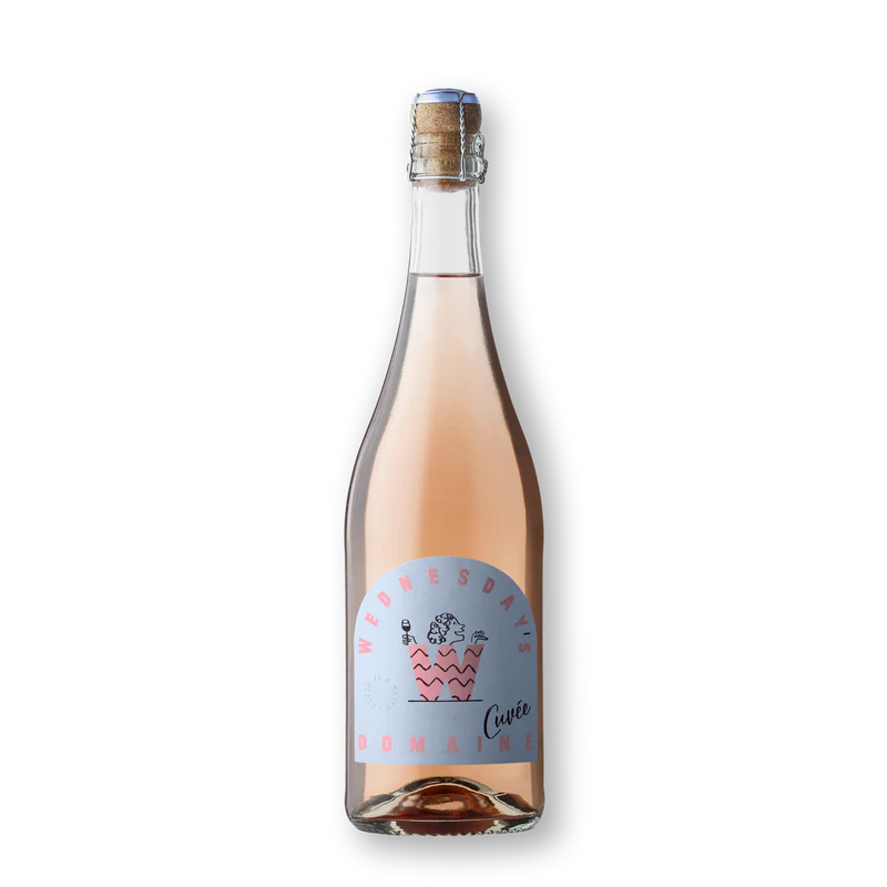 Wednesdays-Domaine-Cuvee--wino-musujace-rose-bezalkoholowe.webp