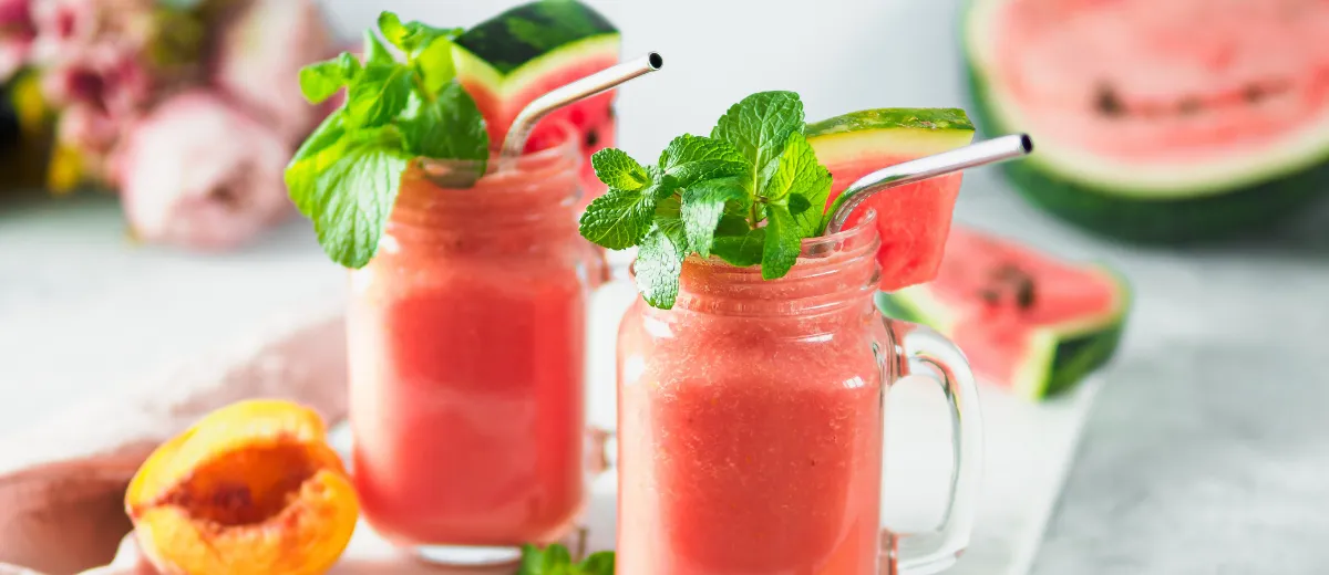 Majowy Mocktail - orzeźwienie bez alkoholu dla całej rodziny